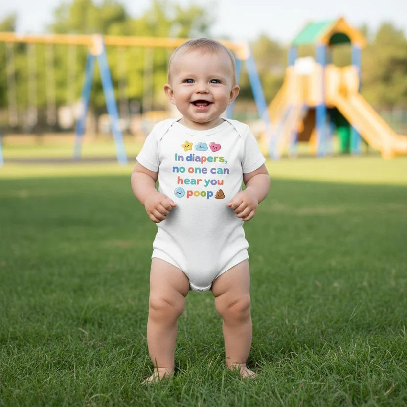 In diapers, no one can hear you poop - Baby short-sleeve bodysuit made from organic cotton