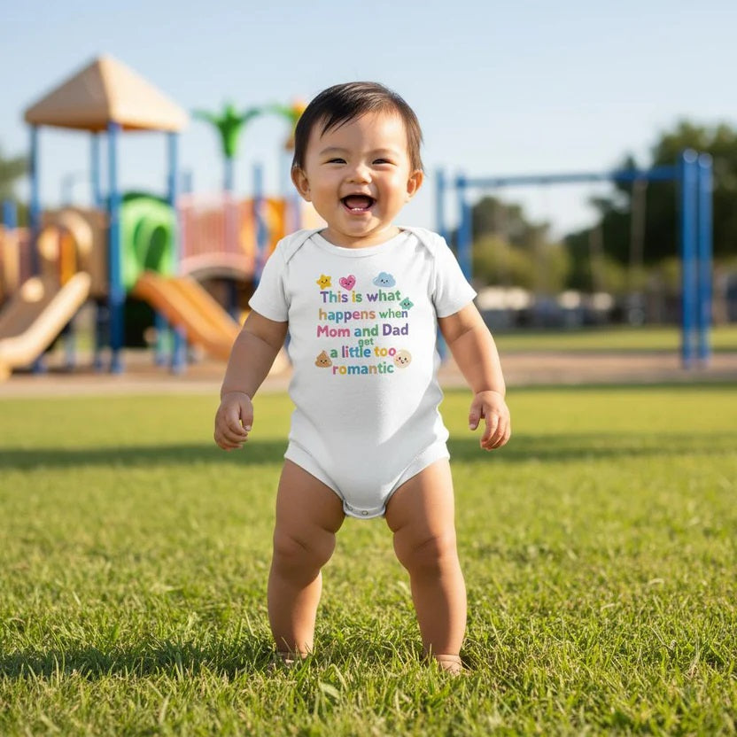 Baby Strampler aus 100 % Bio-Baumwolle – This is what happens when Mom and Dad get a little too romantic