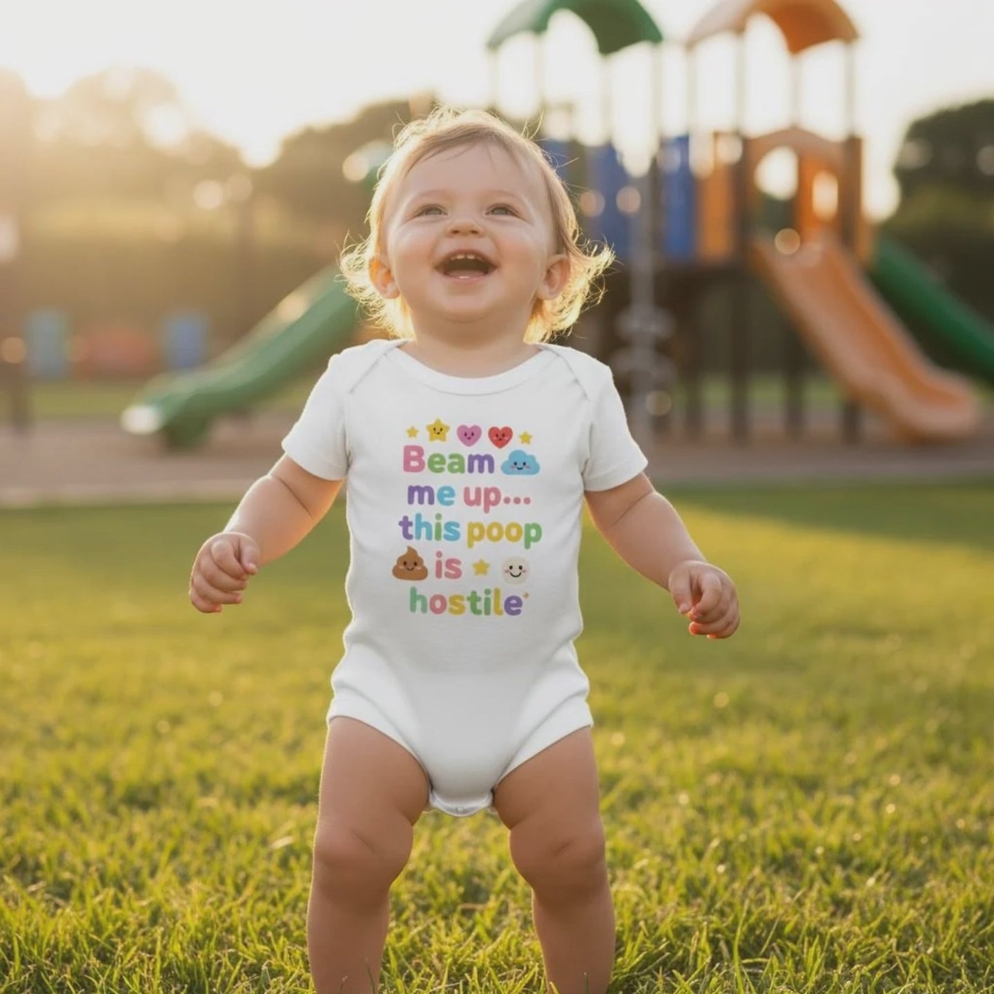 Beam me up... this poop is hostile - Baby-Kurzarmbody aus Bio-Baumwolle